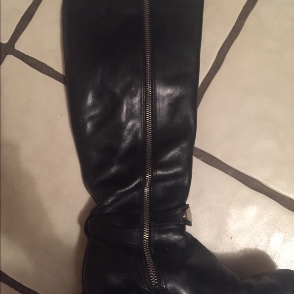 Micheal Kors boots size 5.5 - Picture 3 of 5